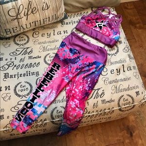 Rebel Athletics workout set capri YM